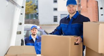 Engager des déménageurs professionnels : avantages et critères de sélection
