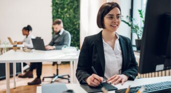 Guide pratique : Comment le portage salarial a transformé l&rsquo;industrie informatique ?