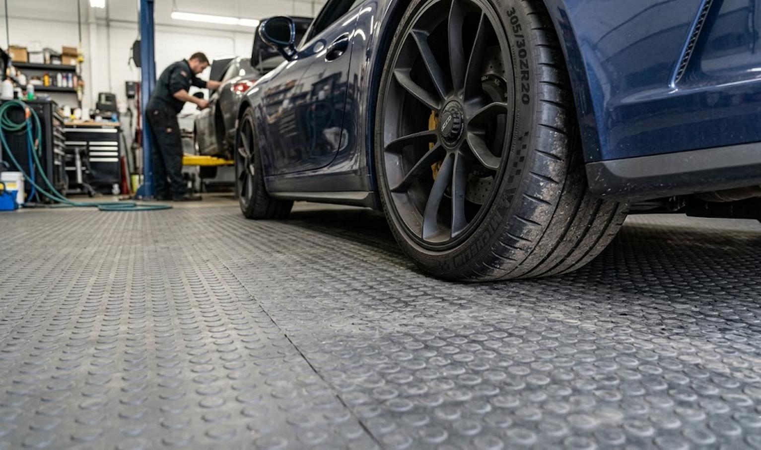 Dalles PVC industrielles pour garage