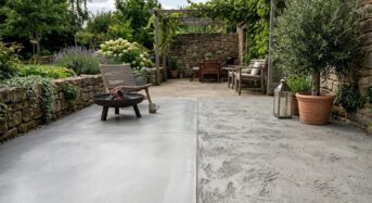 Dalles béton lissée ou talochée : quelle finition choisir pour votre extérieur ?