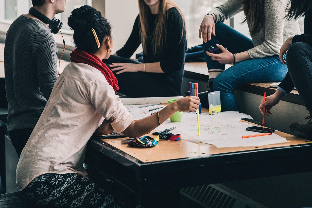 découvrez comment planifier, suivre et maîtriser le budget de vos projets pour optimiser vos ressources et éviter les dépassements.